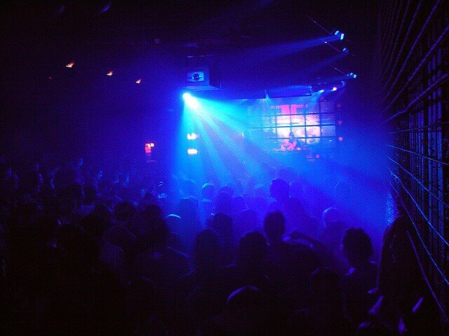 Dansen in club