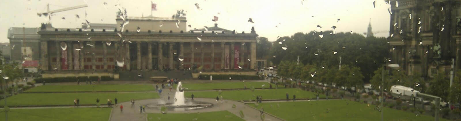 Uitzicht op de Humboldt Universität in Berlijn vanuit de Infobox