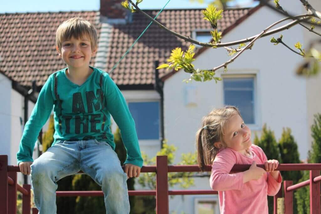 Max op een klimrek