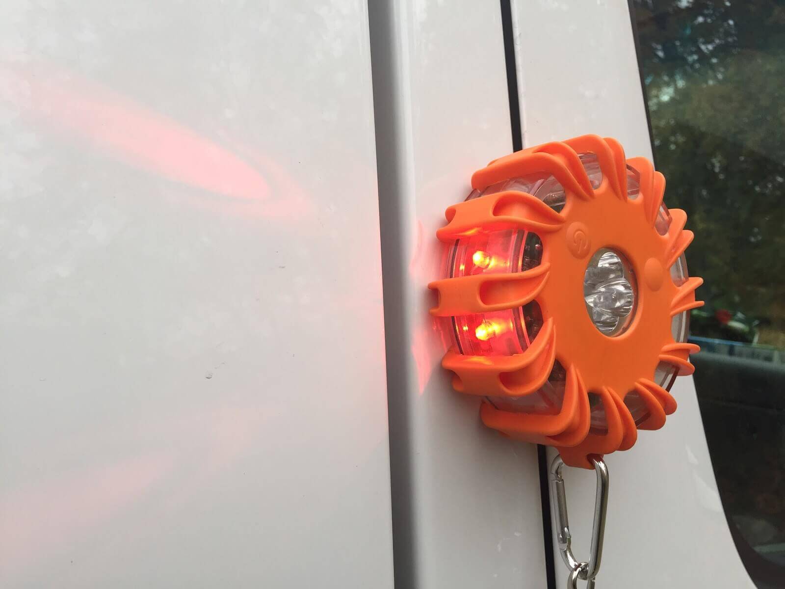 Live lamp op bus