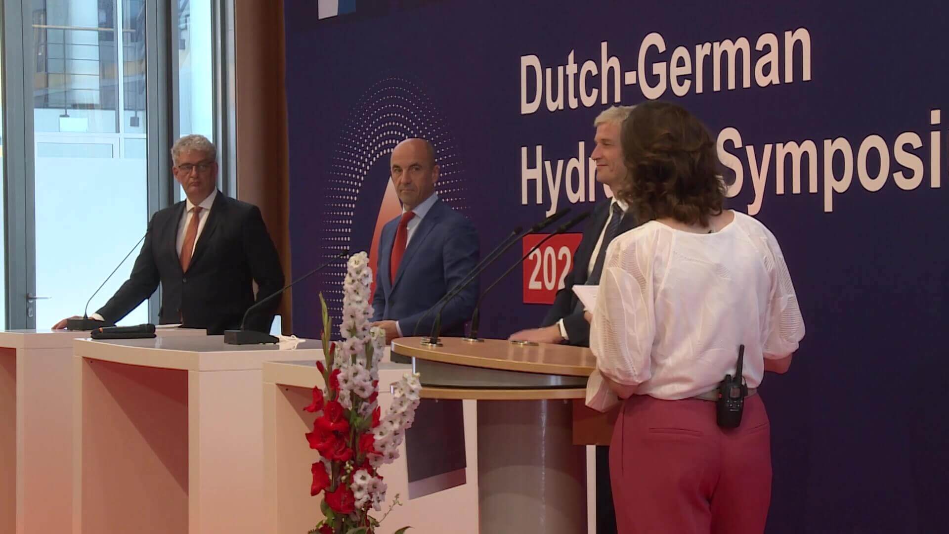 Ulrike Nagel is dagvoorzitter van het Duits-Nederlandse Waterstof-Symposium in Berlijn op 06-07-2021.