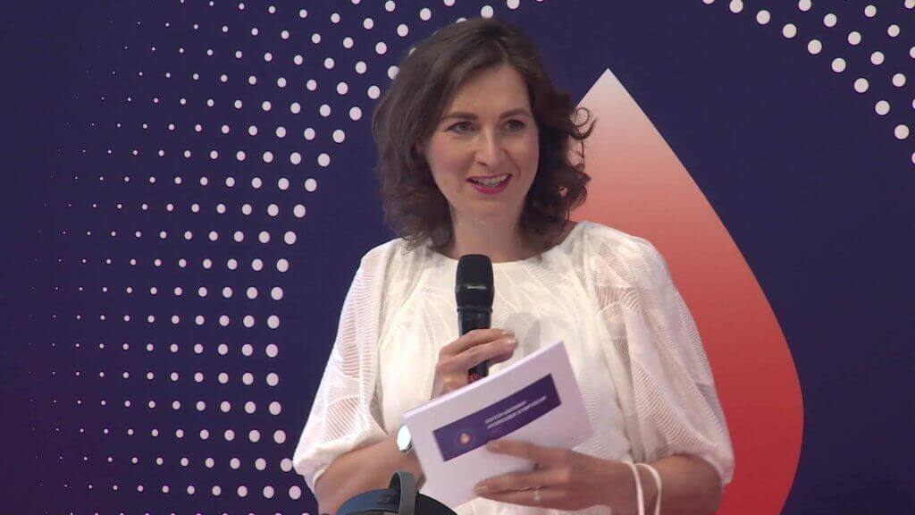 Op 6 juli 2021 vond het Duits-Nederlandse waterstof-symposium plaats in Berlijn, bij de DIHK (Deutsche Industrie und Handelskammer) in het bijzijn van Koning Willem-Alexander en Koningin Máxima. Ulrike Nagel was moderator van deze bijeenkomst.