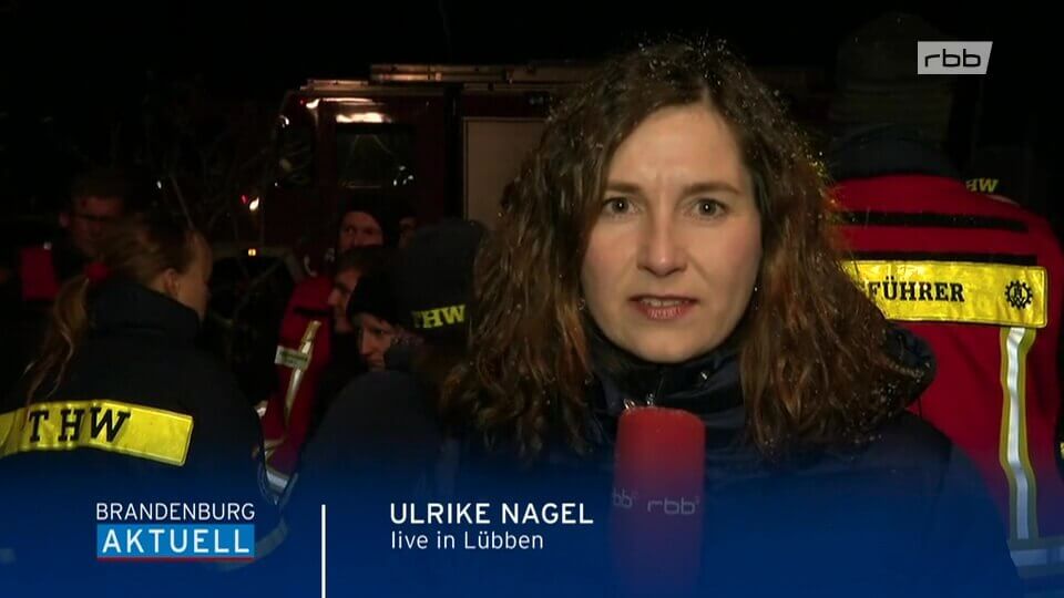 16-03-2018 - Ulrike Nagel live für RBB in Lübben bei der Munitionsexplosion