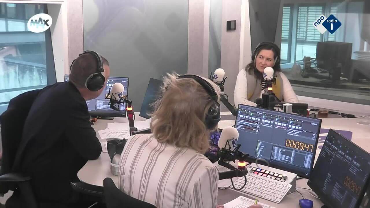 Ulrike Nagel vertelt op radio 1 over Duitsland dat dit weekend een nieuw parlement kiest.