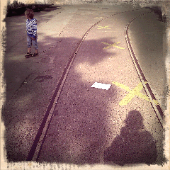 Max en een trambaan