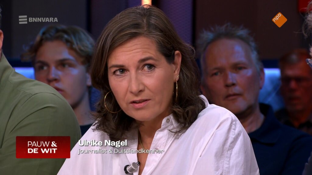 Ulrike Nagel praat aan tafel bij Pauw en de Wit over de verkiezingen in Saksen-Anhalt waarbij de AfD groot won.
